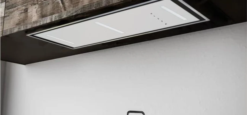 В чем преимущества встроенной вытяжки в шкаф?