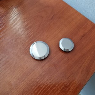 Заглушка під отвір змішувача та дозатора на кухонну мийку фото