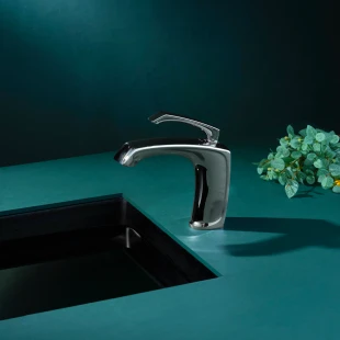 Хромированный смеситель из латуни в ванную комнату Nett PH-33 фото