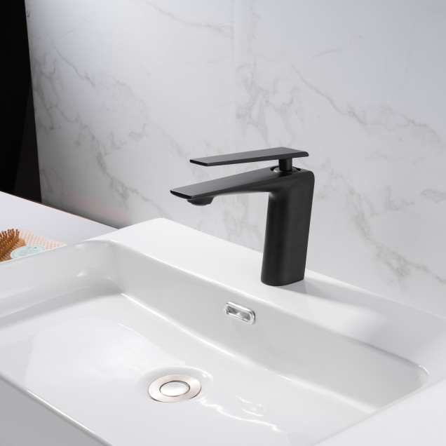 Чорний кран для умивальника Nett ZB-33 фото